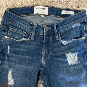 Frame denim medium wash distressed skinny jean